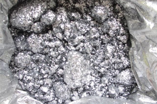 معجون ألومنيوم غير ورقي معتمد من SGS 1.52g / cm3 لطلاء مسحوق المعادن
